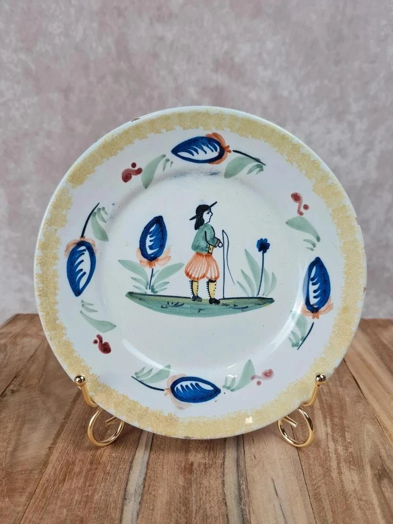 Assiette ancienne signée Hb Quimper – décor breton main